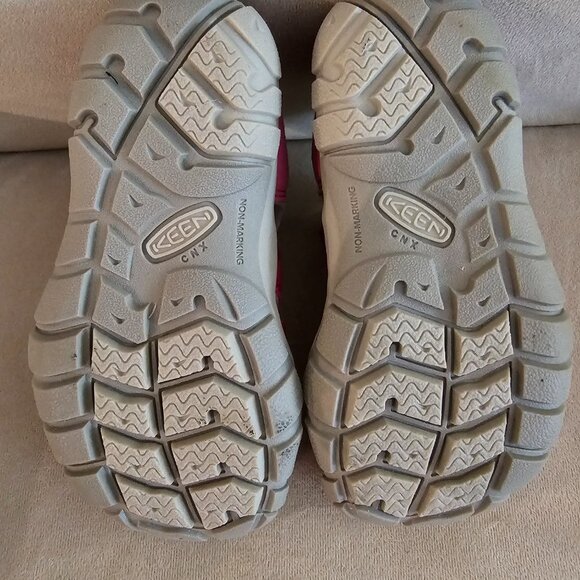 Keen Pink Water Sneakers - Size 8T - Picture 5 of 6